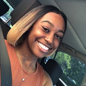 Meet your Posher, Alysia